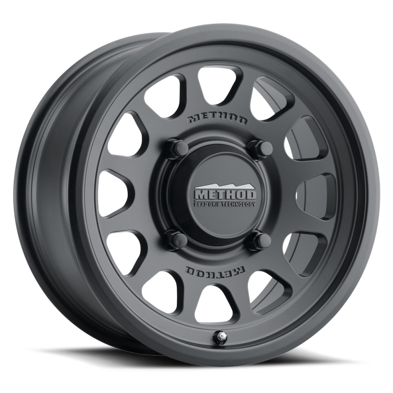 Method MR414 Bead Grip 15×7 / 5+2/38mm Offset / 5×4.5 / 76mm CB Matte Black Wheel